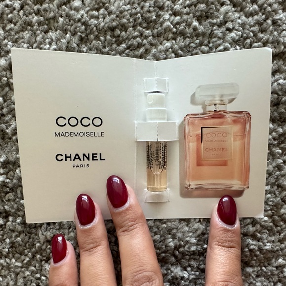 Chanel Coco Mademoiselle perfume sample NEW - Picture 1 of 3